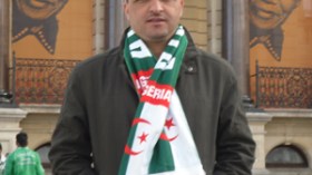 الجزائريون‭ ‬يصنعون‭ ‬أجواء‮ ‬رائعة‭..‬‮ ‬والإنجليز‭ ‬يتعاملون‮ ‬مع‮ ‬المونديال‭ ‬ببرودة