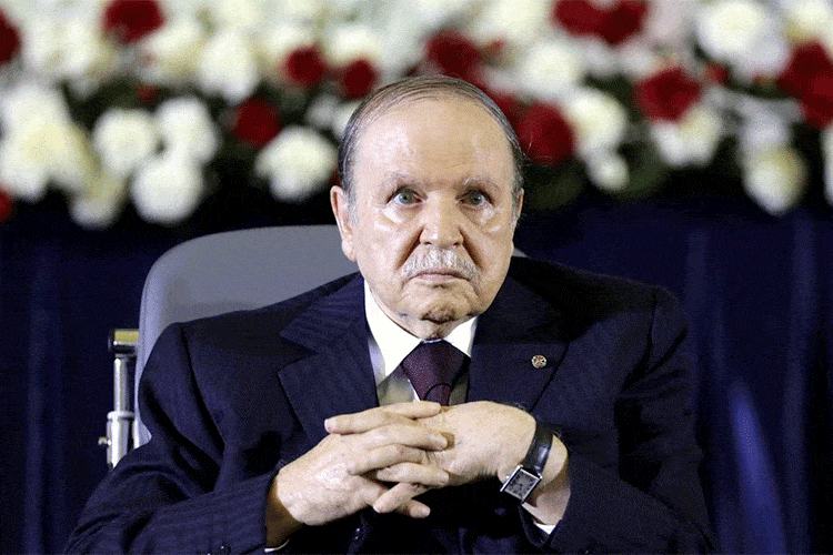 Présidentielles: Les groupes parlementaires soutiennent la candidature de Bouteflika