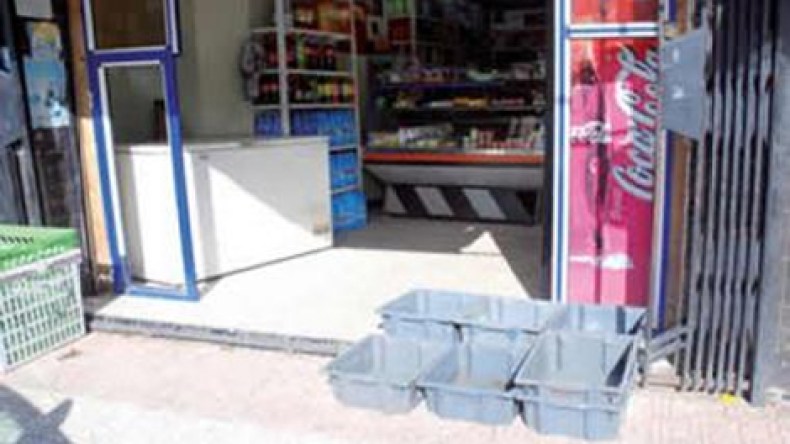 التجارة تواصل التحقيق في ندرة حليب الأكياس