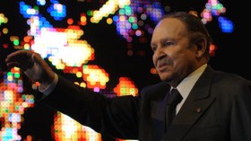 Bouteflika signed on the Finance Law 2010
