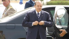 تمديد الثالثة أو عهدة رابعة