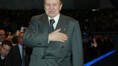 Les cinq candidats à la présidentielle  souffrent d’un manque de financement