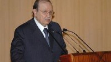 Réformes : les dernières décisions, preuve de la “détermination” à répondre aux attentes du peuple (Bouteflika)