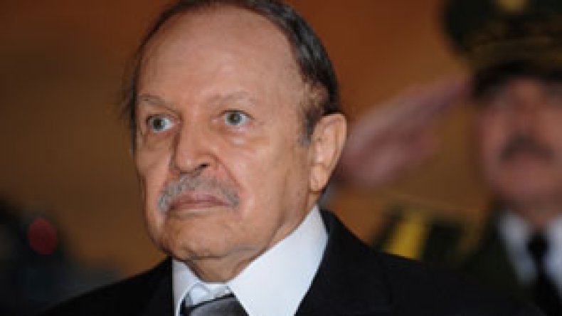 بوتفليقة يعطي الضوء الأخضر لفتح السمعي البصري