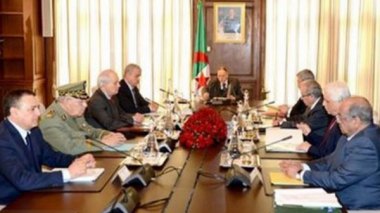 Bouteflika Presides a Security Meeting on the Region's Situation