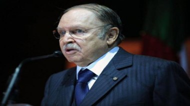 Bouteflika appelle à la mobilisation pour les élections du 10 mai