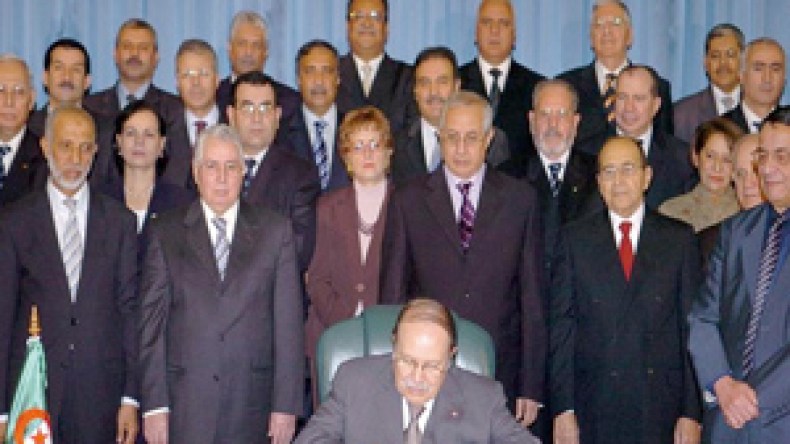 زرهوني  نائبا  لأويحيى  وإقالة  شكيب،  جعبوب،  بصالح  وميهوبي