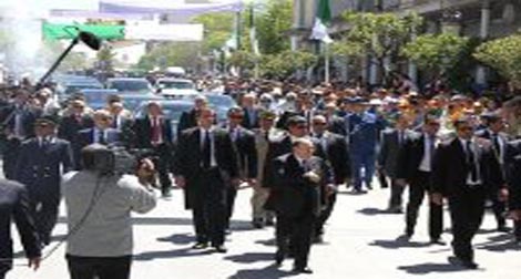 Sétif en fête accueille chaleureusement le président Bouteflika
