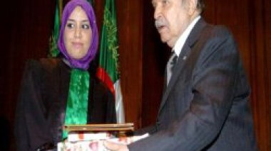 Le président Bouteflika préside la cérémonie de sortie d’une nouvelle promotion d’élèves magistrats