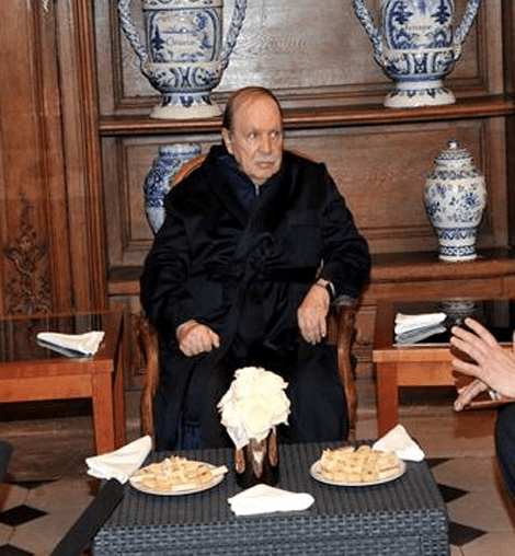 Le président Bouteflika reçoit le Premier ministre