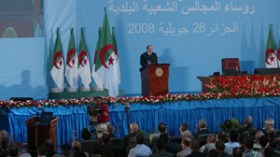 بوتفليقة: “الخوصصة خيار خاطئ لم يوصلنا للجنة التي أردناها”