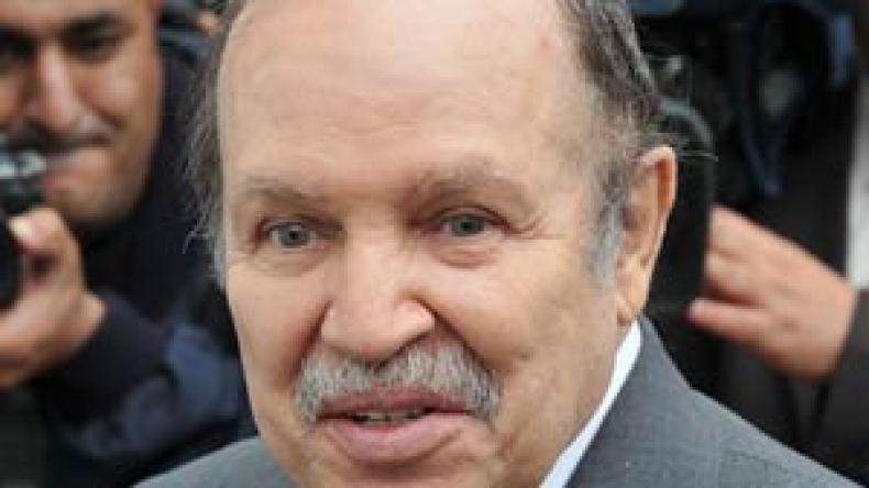 بوتفليقة يعود إلى جلسات الاستماع للوزراء في رمضان