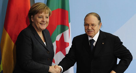 Les exploits de Bouteflika en unes des journaux de la presse mondiale