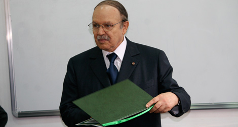 Bouteflika convoque le Conseil des ministres ce dimanche