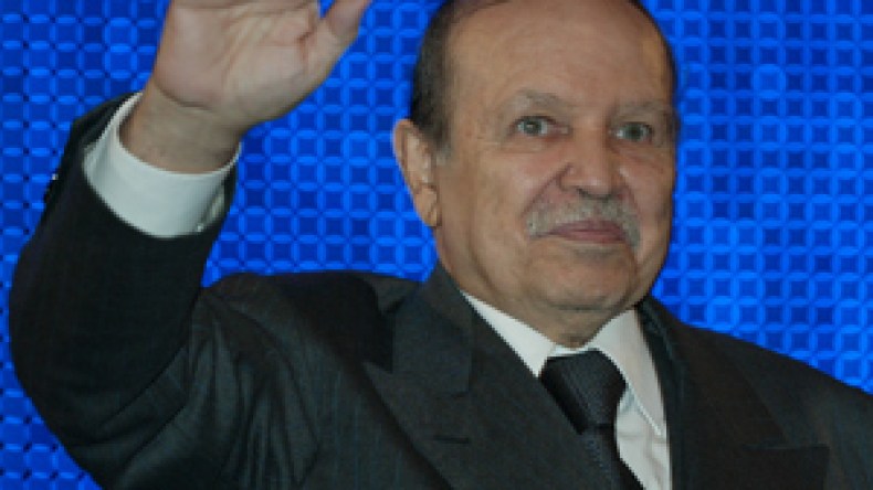 بوتفليقة: لا عفو شامل دون استفتاء شعبي