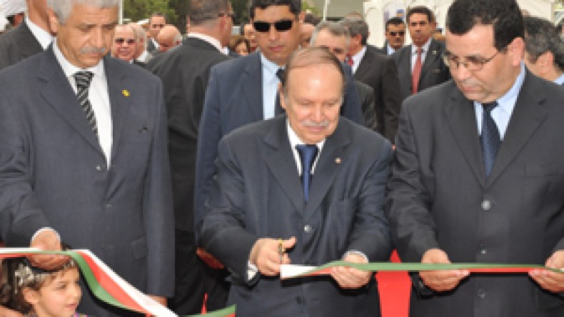 بوتفليقة يفتتح الطبعة 42 لمعرض الجزائر الدولي