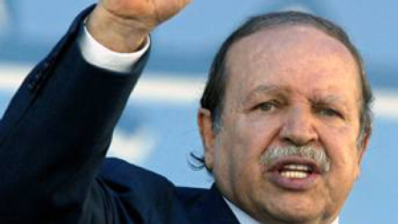 بوتفليقة يلتقي إطارات الدولة في ندوة وطنية لتحديد الأولويات الراهنة