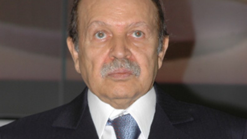 حمس‭ ‬تهدد‭ ‬بالانسحاب‭ ‬من‭ ‬الحكومة‭ ‬والنهضة‭ ‬تلوح‭ ‬بمقاطعة‭ ‬الانتخابات
