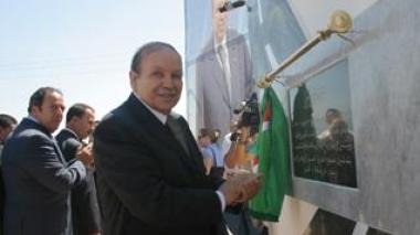 Visite express de Bouteflika à Bouira