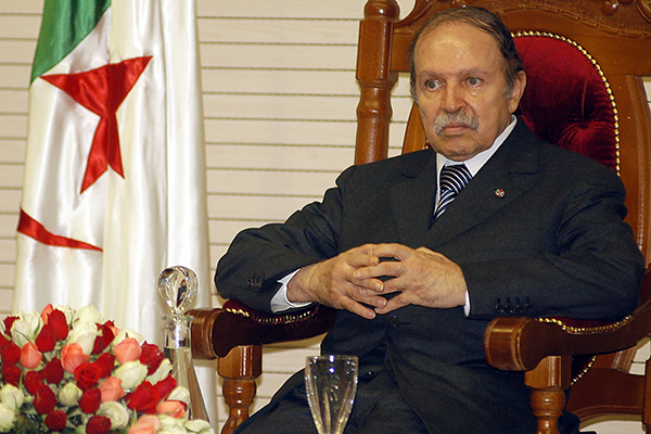 President Bouteflika: “Aït Ahmed was an eminent historic personality with a humanitarian and political scope”
