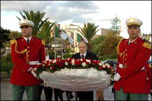 President Bouteflika stands in silent remembrance of Revolution martyrs
