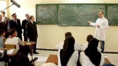 Décision de Bouteflika : la prime scolaire passe de 2 mille à 3 mille dinars