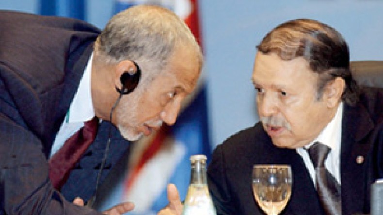 تنحي‭ ‬بوتفليقة‭ ‬من‭ ‬الرئاسة‭ ‬الشرفية‭ ‬للآفلان‭ ‬وارد