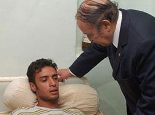Algerian President Bouteflika suggests lifting national health share 15 percent