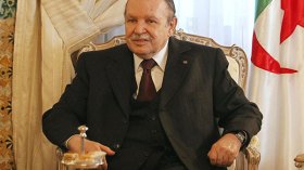 بوتفليقة: الجزائريون ما زالوا يعانون من آثار الاستعمار