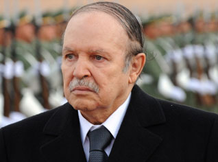 Bouteflika demande au ministre de l'Interieur de faire impliquer le citoyen dans la gestion de son APC