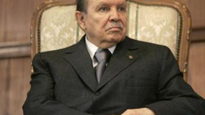 سكنات بالتقسيط للشباب وقروض بلا فائدة للأطباء والمهندسين والمحامين