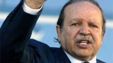 Lutte contre le blanchiment d’argent et la corruption : Bouteflika mise sur des mécanismes rigoureux pour contrecarrer le fléau