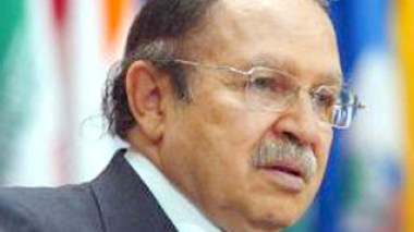 Bouteflika délimite les règles du  « jeu » au Sahel