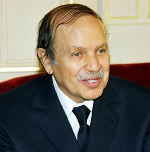 Le President Bouteflika accuse les formations politiques de pratiquer une politique de marginalisation envers les femmes.