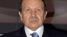 هل انحازت الجزائر إلى أحد طرفي الأزمة الليبية؟