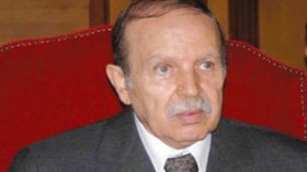 الخارجية الجزائرية تنفي قطعيا نقل المرتزقة إلى ليبيا عبر طائراتها