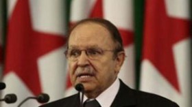 بوتفليقة يُنهي مهام المدير العام للحرس البلدي