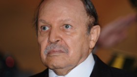 مبارك رسميا في قمة نيس و”ليلة شك” حول مشاركة بوتفليقة