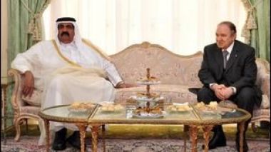 President Bouteflika meets with Emir of Qatar Sheikh Hamad bin Khalifa Al Thani
