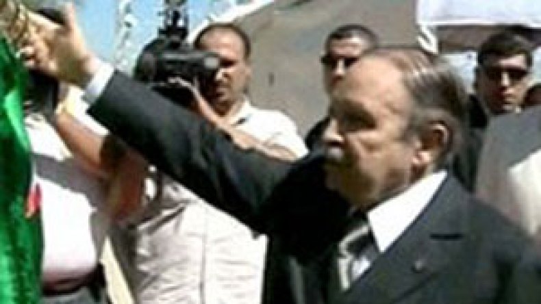 الجزائر تدشن أكبر جسر عملاق  في إفريقيا