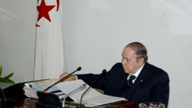 لا تعديل للدستور.. والعهدة الرابعة تترنح