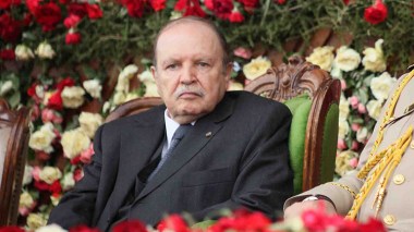 Bouteflika met fin aux fonctions au général Bendaoud