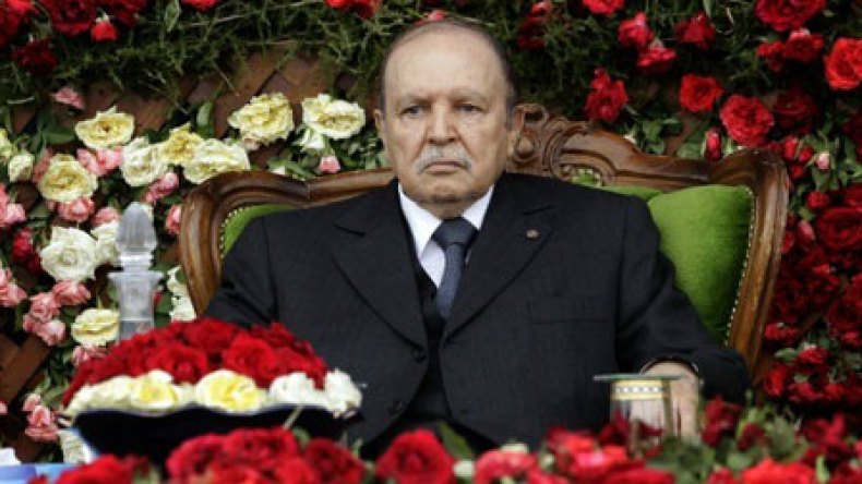 Bouteflika adresse un message d’encouragement à l’équipe nationale