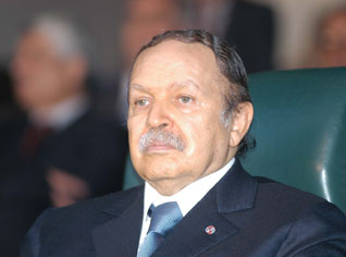 Algerian president to proceed to the revision of the constitution