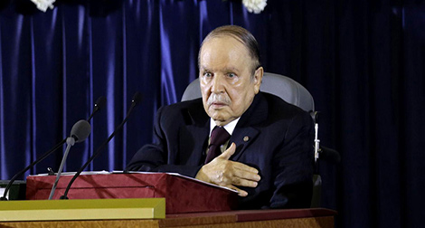 Bouteflika décide de créer de nouvelles wilayas déléguées au Sud