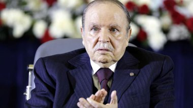 Bouteflika vote à Alger