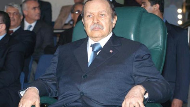 الإبراهيمي وبن يلس وعلي يحي عبد النور يعارضون العهدة الرابعة