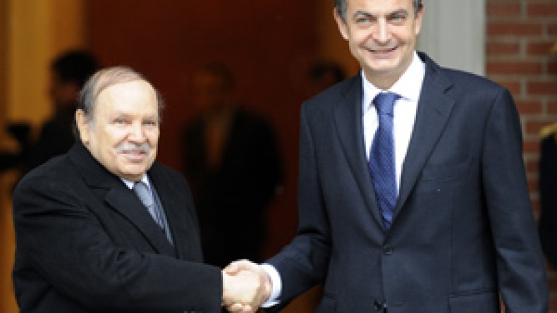 الجزائر تطالب مدريد بتسهيل دخول الجزائريين إلى اسبانيا