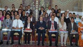 بوتفليقة‭ ‬يقيم‭ ‬مأدبة‭ ‬عشاء‭ ‬على‭ ‬شرف‭ ‬متفوقي‭ ‬البكالوريا‭ ‬الثلاثاء‭ ‬المقبل