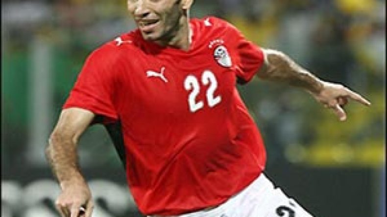 “الدين، التاريخ واللغة يلزمونني بتشجيع الجزائر في المونديال”